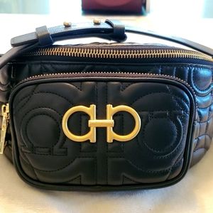 Ferragamo beltbag fannypack